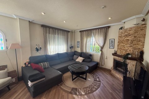 Huvila myytävänä La Florida, Alicante, Espanja, 3 makuuhuonetta, 200 m2 No. 139920 - kuva 4