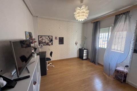 Huvila myytävänä La Florida, Alicante, Espanja, 3 makuuhuonetta, 200 m2 No. 139920 - kuva 23