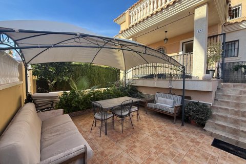 Huvila myytävänä La Florida, Alicante, Espanja, 3 makuuhuonetta, 200 m2 No. 139920 - kuva 14