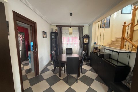 Huvila myytävänä La Florida, Alicante, Espanja, 3 makuuhuonetta, 200 m2 No. 139920 - kuva 10