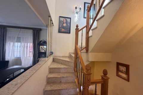 Huvila myytävänä La Florida, Alicante, Espanja, 3 makuuhuonetta, 200 m2 No. 139920 - kuva 21