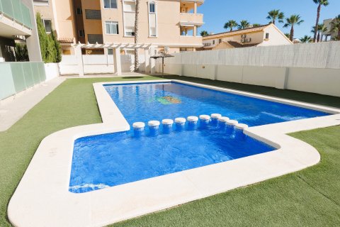 Apartamento en venta Cabo Roig, Alicante, España 4 dormitorios, 112 m2 No. 139922 - foto 1
