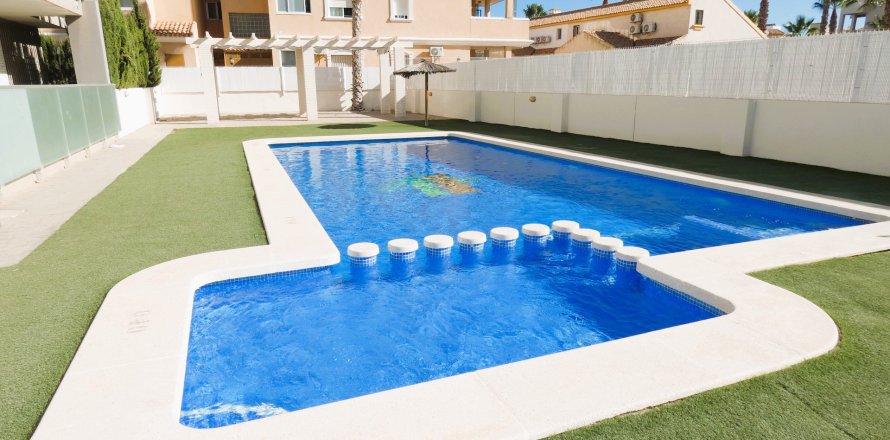 Apartamento Cabo Roig, Alicante, España 4 dormitorios, 112 m2 No. 139922