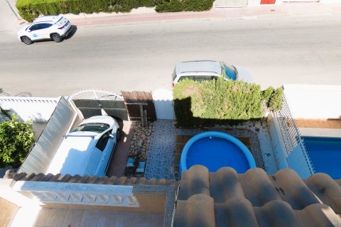 Villa à vendre Torrevieja, Alicante, Espagne, 3 chambres, 119 m2 No. 139923 - photo 7