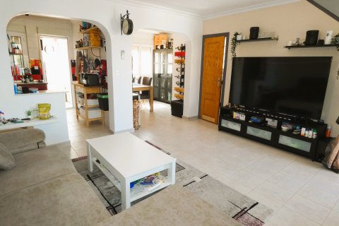 Villa à vendre Torrevieja, Alicante, Espagne, 3 chambres, 119 m2 No. 139923 - photo 12