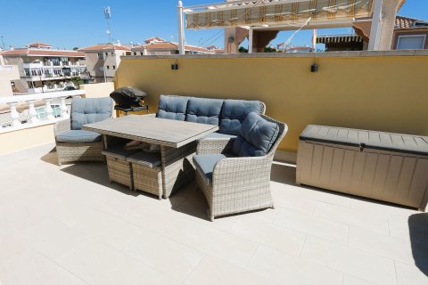 Villa à vendre Torrevieja, Alicante, Espagne, 3 chambres, 119 m2 No. 139923 - photo 3