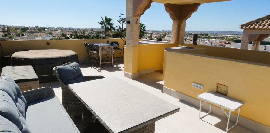 Villa Torrevieja, Alicante, Espagne 3 chambres, 119 m2 No. 139923