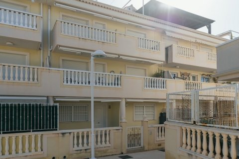 Apartment for sale in Gran Alacant, Alicante, Spain 3 bedrooms, 75 sq.m. No. 139921 - photo 24