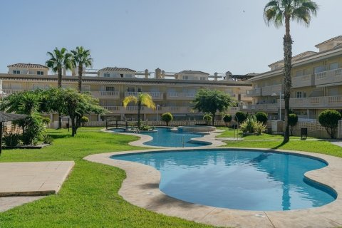 Apartment for sale in Gran Alacant, Alicante, Spain 3 bedrooms, 75 sq.m. No. 139921 - photo 2