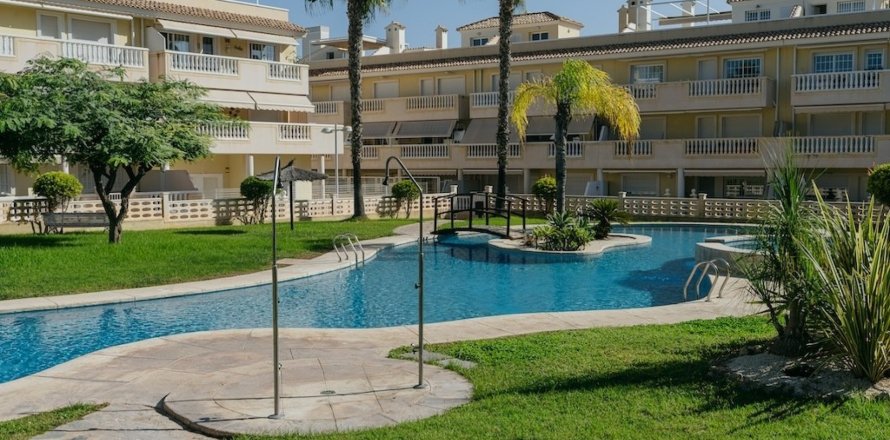 Apartment in Gran Alacant, Alicante, Spain 3 bedrooms, 75 sq.m. No. 139921