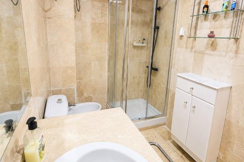 Apartamento en venta en Torrevieja, Alicante, España 3 dormitorios, 92 m2 No. 181859 - foto 21