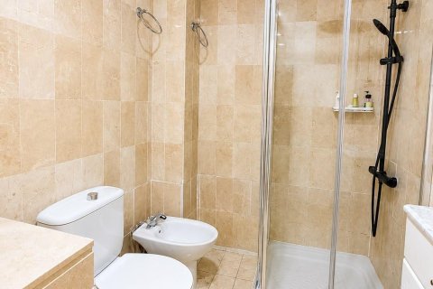 Apartamento en venta en Torrevieja, Alicante, España 3 dormitorios, 92 m2 No. 181859 - foto 20
