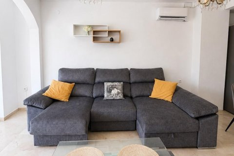 Apartamento en venta en Torrevieja, Alicante, España 3 dormitorios, 92 m2 No. 181859 - foto 2