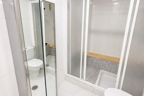 Apartamento en venta en Torrevieja, Alicante, España 3 dormitorios, 92 m2 No. 181859 - foto 16