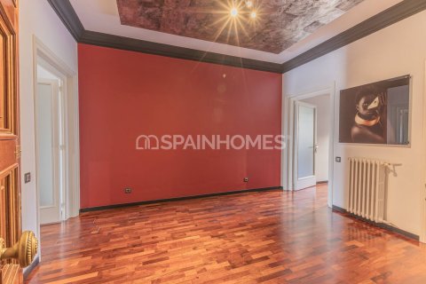 Appartamento in vendita a Barcelona, Spagna 5 camere da letto, 223 mq. N° 177908 - foto 25