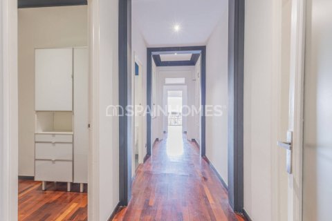 Appartamento in vendita a Barcelona, Spagna 5 camere da letto, 223 mq. N° 177908 - foto 9