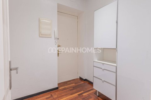 Appartamento in vendita a Barcelona, Spagna 5 camere da letto, 223 mq. N° 177908 - foto 28