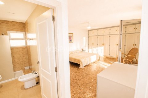 Продажа виллы в Ориуэла, Аликанте, Испания 5 спален, 329м2 №177909 - фото 21