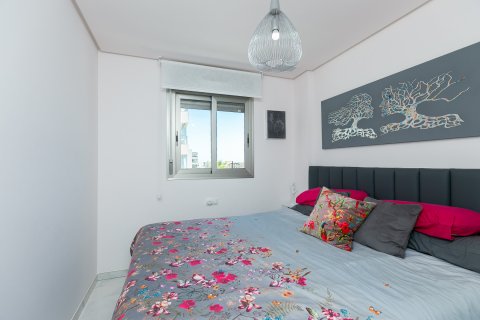 Huoneisto myytävänä Alicante, Espanja, 3 makuuhuonetta, 82 m2 No. 189324 - kuva 27