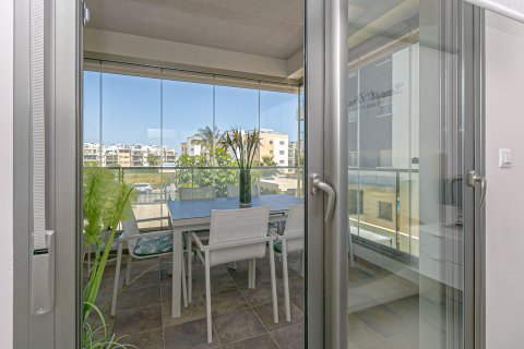 Huoneisto myytävänä Alicante, Espanja, 3 makuuhuonetta, 82 m2 No. 189324 - kuva 10