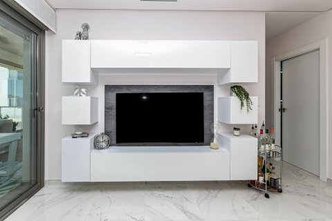 Huoneisto myytävänä Alicante, Espanja, 3 makuuhuonetta, 82 m2 No. 189324 - kuva 19