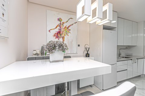 Huoneisto myytävänä Alicante, Espanja, 3 makuuhuonetta, 82 m2 No. 189324 - kuva 23