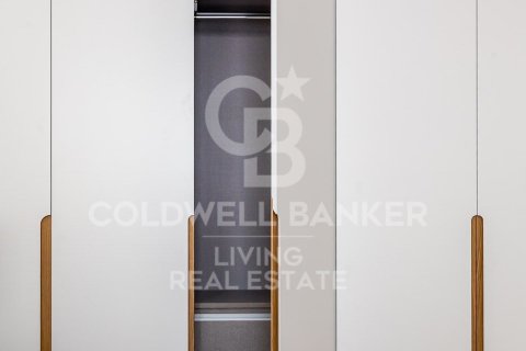 Apartment for sale in Madrid, Spain 3 bedrooms,  No. 156897 - photo 25