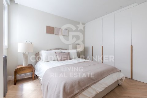 Apartment for sale in Madrid, Spain 3 bedrooms,  No. 156897 - photo 24