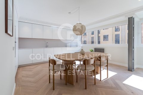 Dzīvoklis pārdošanā Madrid, Spānijā 3 istabas, Nr. 156897 - attēls 3