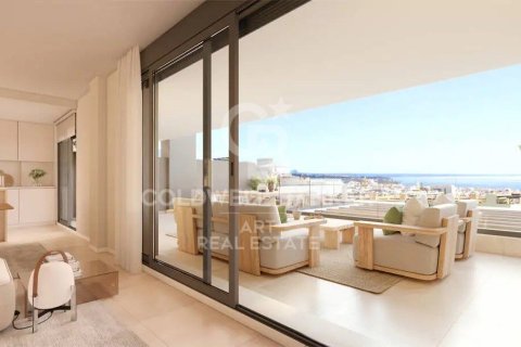 Apartment à vendre à Estepona, Malaga, Espagne, 2 chambres, 102 m2 No. 156900 - photo 3