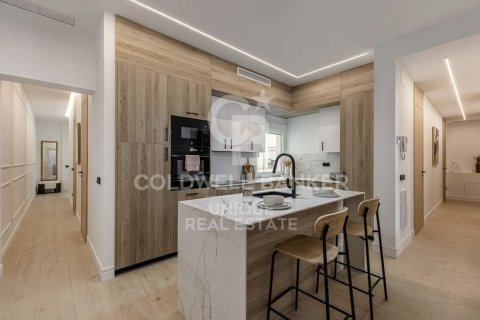 Apartamento en venta en Madrid, España 4 dormitorios, 158 m2 No. 156896 - foto 5