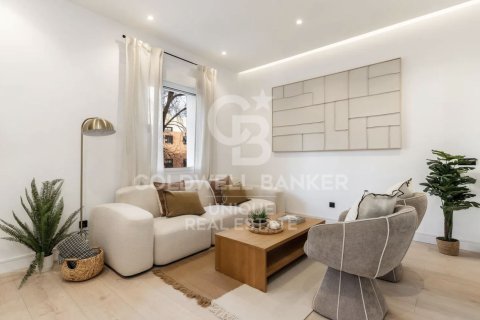 Apartamento en Madrid, España 4 dormitorios, 158 m2 No. 156896