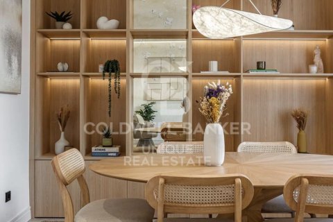 Apartamento en venta en Madrid, España 4 dormitorios, 158 m2 No. 156896 - foto 4