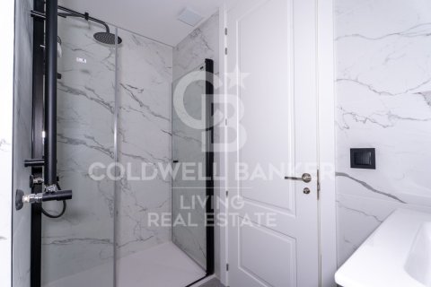 Apartment à vendre à Madrid, Espagne, 2 chambres,  No. 156898 - photo 8