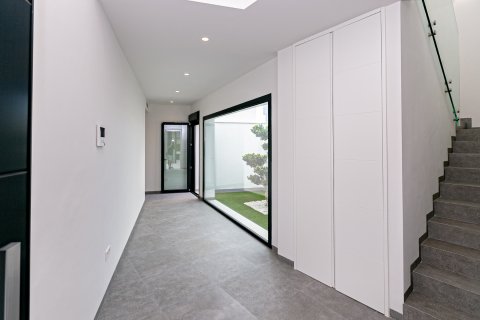 Villa pārdošanā San Pedro del Pinatar, Murcia, Spānijā 5 istabas, 277 m2 Nr. 188974 - attēls 6