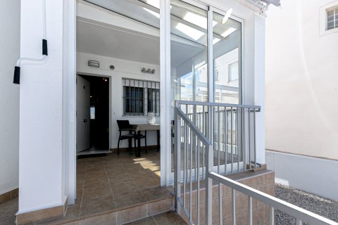 Villa à vendre à La Marina, Alicante, Espagne, 4 chambres, 143 m2 No. 188972 - photo 6