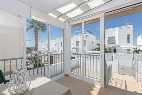 Villa à vendre à La Marina, Alicante, Espagne, 4 chambres, 143 m2 No. 188972 - photo 7
