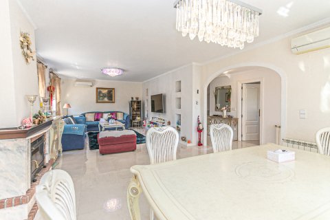 Villa à vendre à Dehesa De Campoamor, Alicante, Espagne, 4 chambres, 185 m2 No. 188973 - photo 12