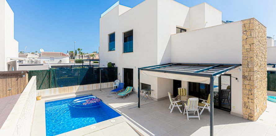 Villa in Alicante, Spanien 3 Schlafzimmer, 162 m2 Nr. 188970