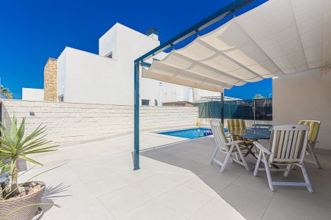 Villa zum Verkauf in Alicante, Spanien 3 Schlafzimmer, 162 m2 Nr. 188970 - Foto 2