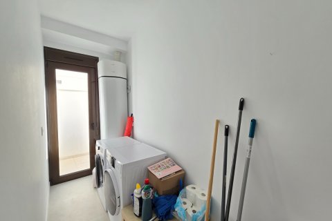 Apartment for sale in Pilar de la Horadada, Alicante, Spain 2 bedrooms, 70 sq.m. No. 188969 - photo 25