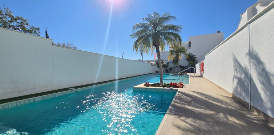 Apartment in Pilar de la Horadada, Alicante, Spain 2 bedrooms, 70 sq.m. No. 188969