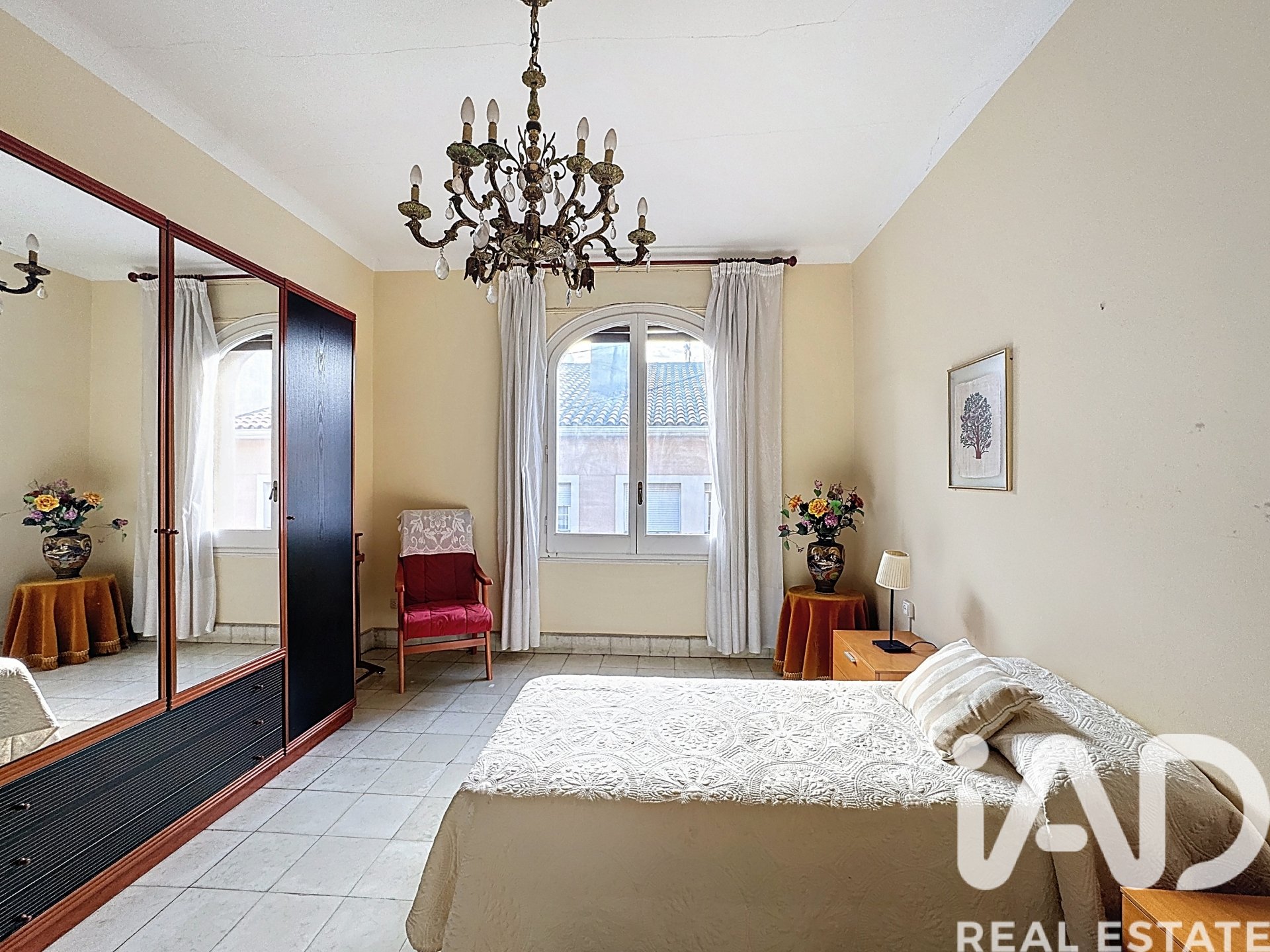 Villetta a schiera a El Masnou, Barcelona, Spagna 7 camere da letto, 224 mq. N° 172920