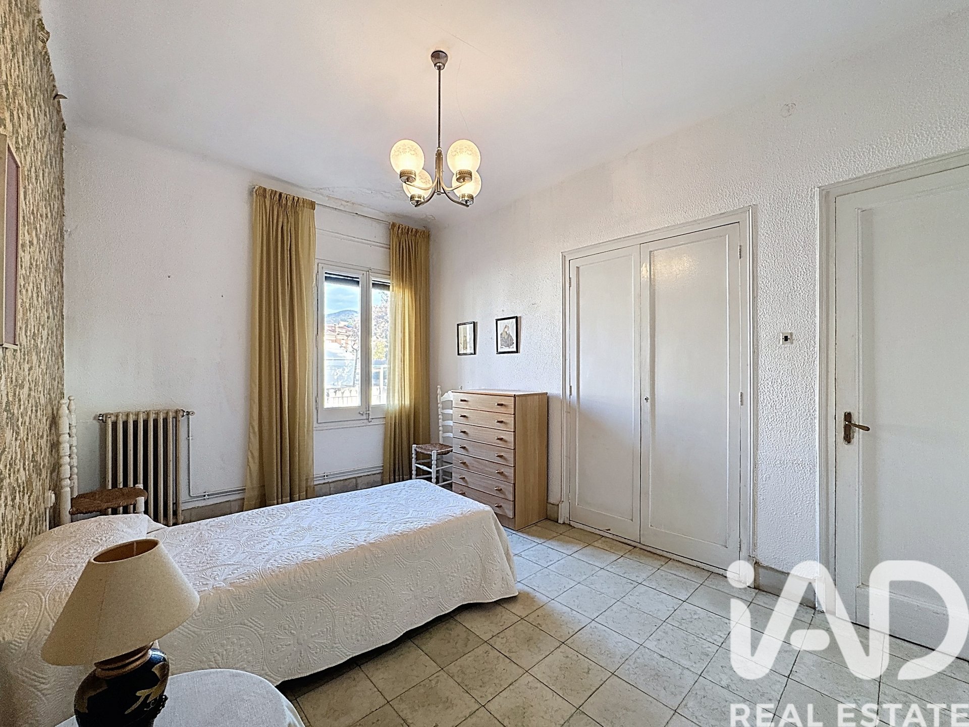 Villetta a schiera a El Masnou, Barcelona, Spagna 7 camere da letto, 224 mq. N° 172920