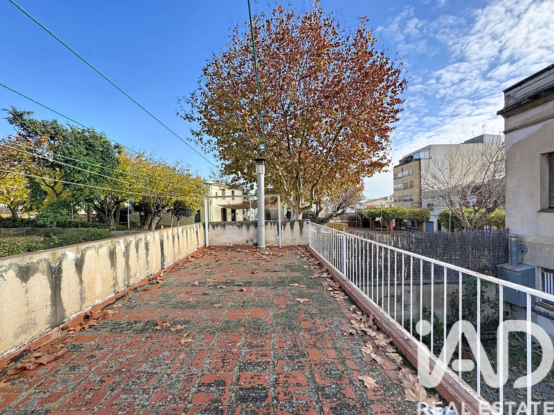 Villetta a schiera a El Masnou, Barcelona, Spagna 7 camere da letto, 224 mq. N° 172920