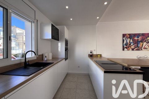 Casa adosada en venta en Castelló d'Empúries, Gerona, España 3 dormitorios, 139 m2 No. 172922 - foto 4