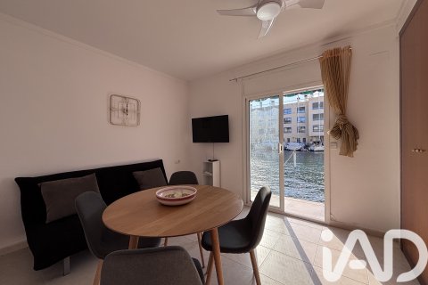 Casa adosada en venta en Castelló d'Empúries, Gerona, España 3 dormitorios, 139 m2 No. 172922 - foto 18