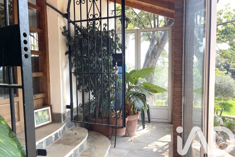 House for sale in Terrassa, Barcelona, Spain 4 bedrooms, 1323 sq.m. No. 172917 - photo 6
