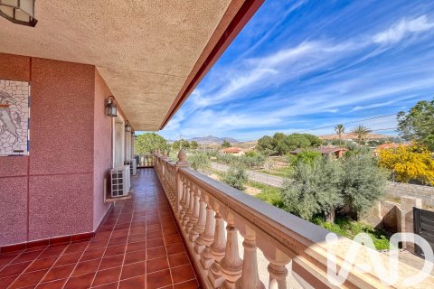 House à vendre à Alicante, Espagne, 5 chambres, 390 m2 No. 172919 - photo 3