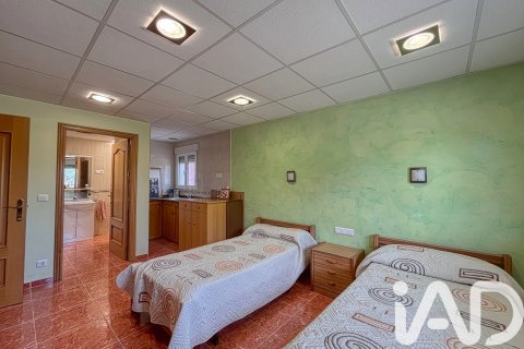 House à vendre à Alicante, Espagne, 5 chambres, 390 m2 No. 172919 - photo 20